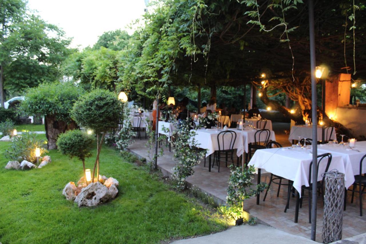Amare Ristorante Locanda Certosa di Pavia Ngoại thất bức ảnh